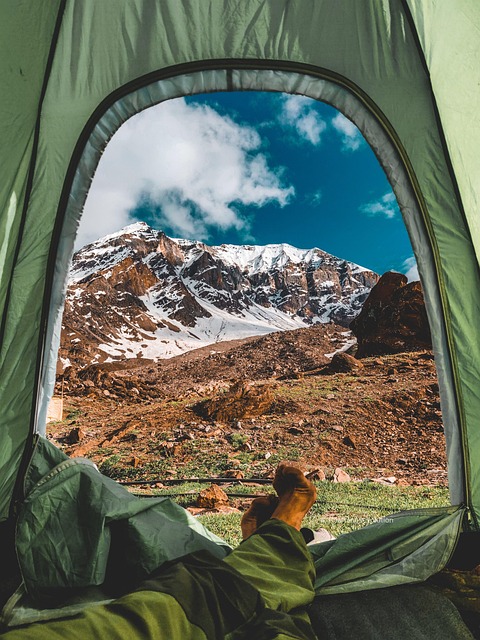 lightweight-camping-toilet-640x480-42070041.jpeg