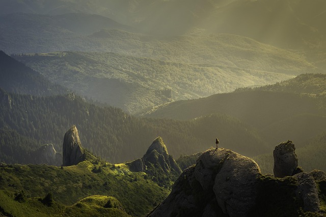 easy-to-transport potties for hiking