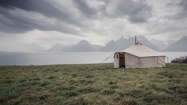 lightweight camping toilet