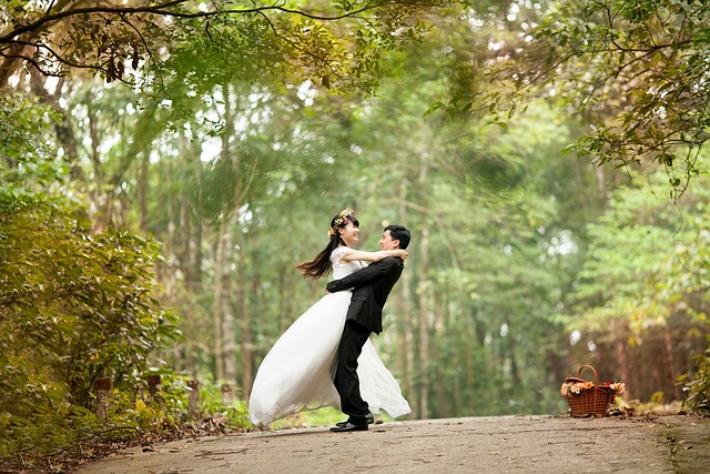 Transform Your Wedding with Affordable Portable Restroom Services