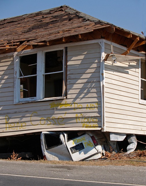Restoring Norfolk Homes: Water Damage Specialists Swift Action
