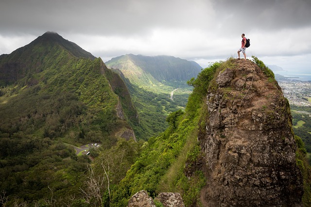 easy-to-transport potties for hiking