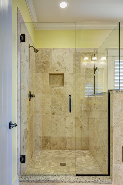 luxury-portable-bathroom-rental-640x480-46278334.jpeg